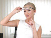 Lyon's Den VR3000 Cayla Lyons vr porn video vrporn.com virtual reality