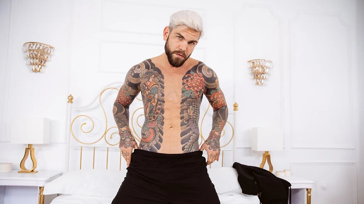 Juan Lucho's Tattooed Solo Session in VR - Bearded Hunk Jerks Off in 180° HD