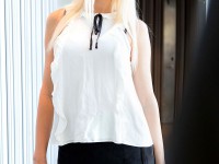 Doorstep Seller - Feel And Fuck Her Mouthwatering Body VirtualRealPorn Manu Falcon Lynna Nilsson VR porn video vrporn.com