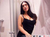 The Lunch - Hannah's Mouth Watering Dessert VirtualRealPorn Potro de Bilbao Hannah Sahaw VR porn video vrporn.com